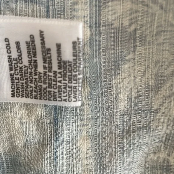 Tommy Bahama Blue Floral Men's Shirt - Picture 5 of 5